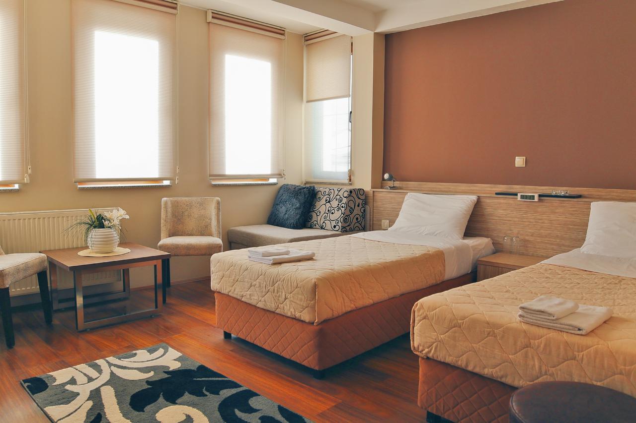 Hotel Bulevar Bitola Ngoại thất bức ảnh