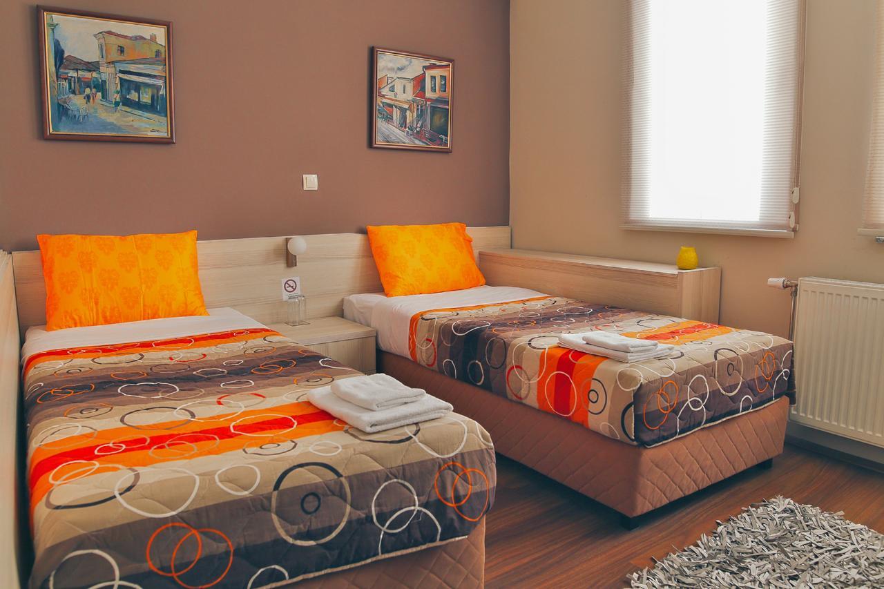 Hotel Bulevar Bitola Ngoại thất bức ảnh