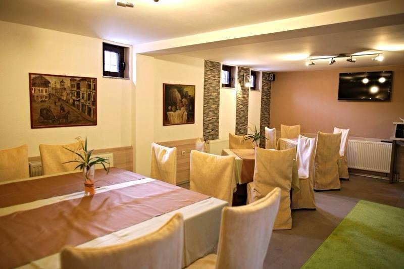 Hotel Bulevar Bitola Ngoại thất bức ảnh